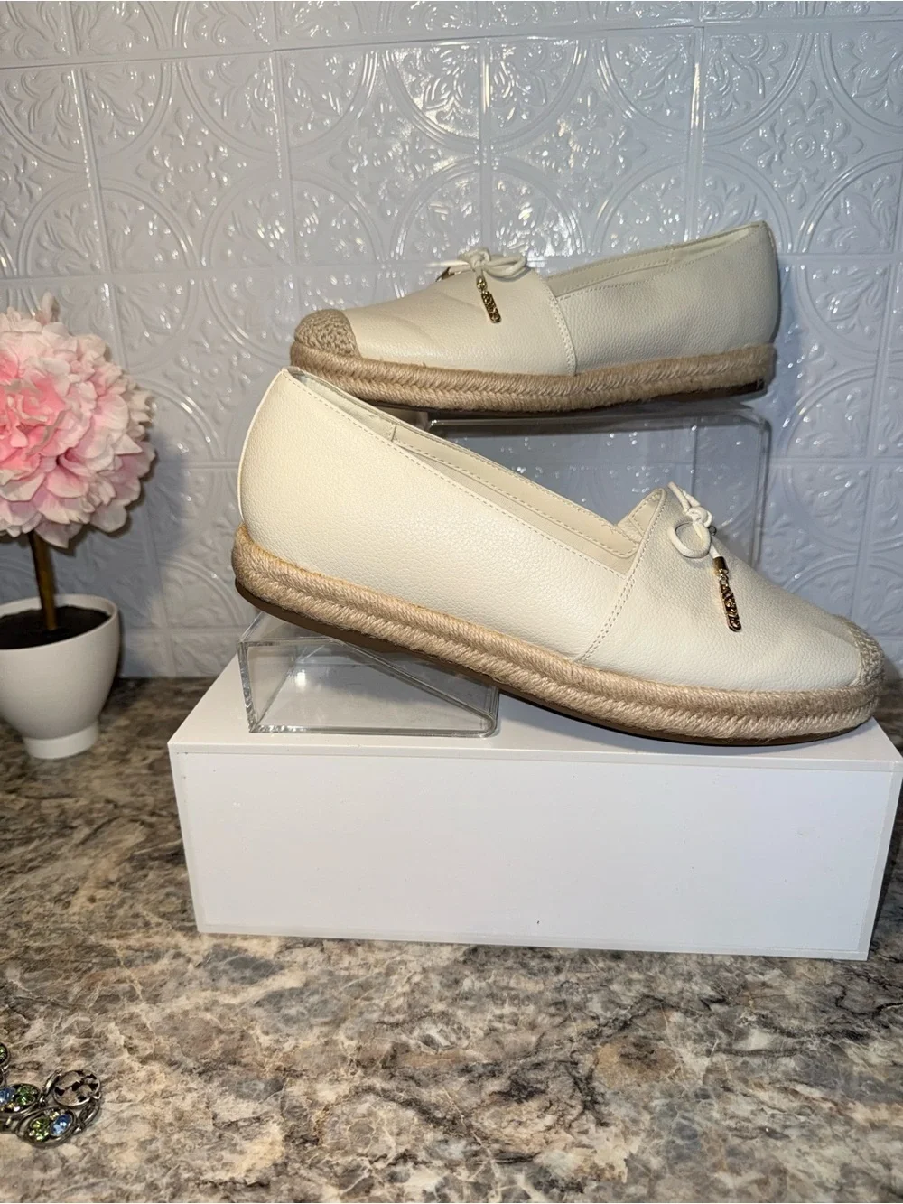 NWOB Guess Leather Espadrilles